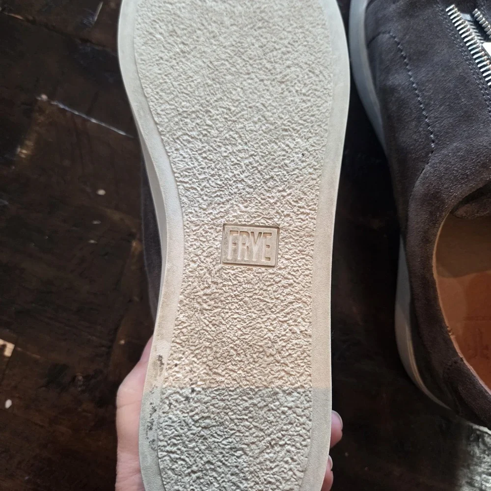 Frye Lena Gray /Brown Suede Zipper Slide In Sneakers Womens Size 10 Comfy Casual